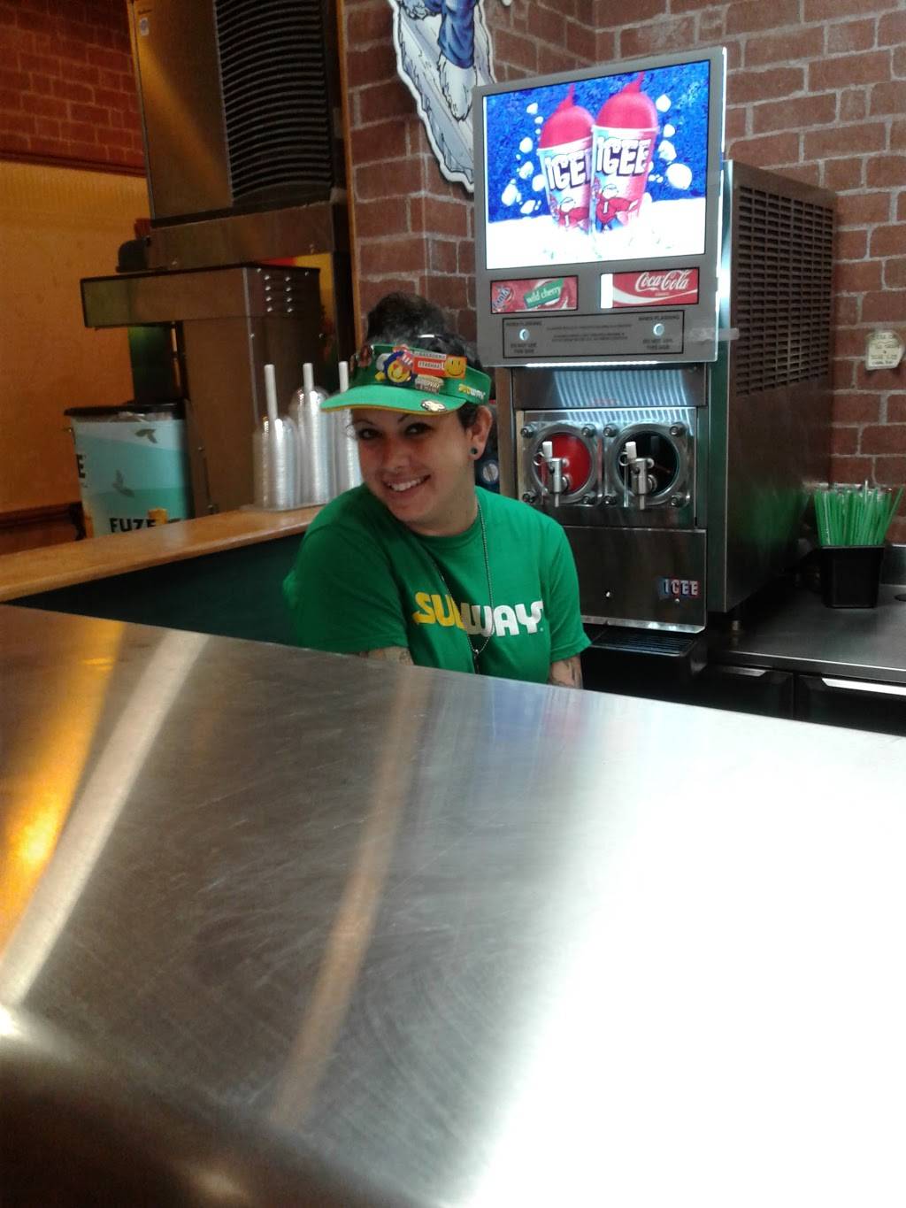 Subway | restaurant | 3428 Cummings Hwy, Chattanooga, TN 37419, USA | 4238227266 OR +1 423-822-7266