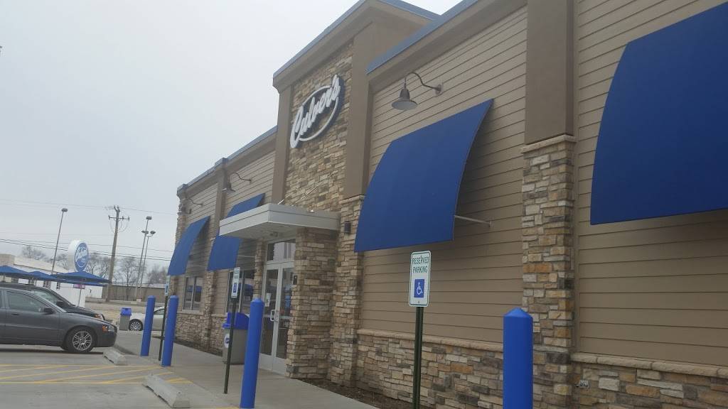 Culvers | restaurant | 100 US-12, Fox Lake, IL 60020, USA | 8476295383 OR +1 847-629-5383