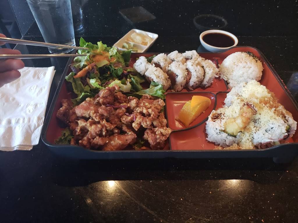 Starfish Sushi | restaurant | 5600 Wilshire Blvd, Los Angeles, CA 90036, USA | 3239335600 OR +1 323-933-5600