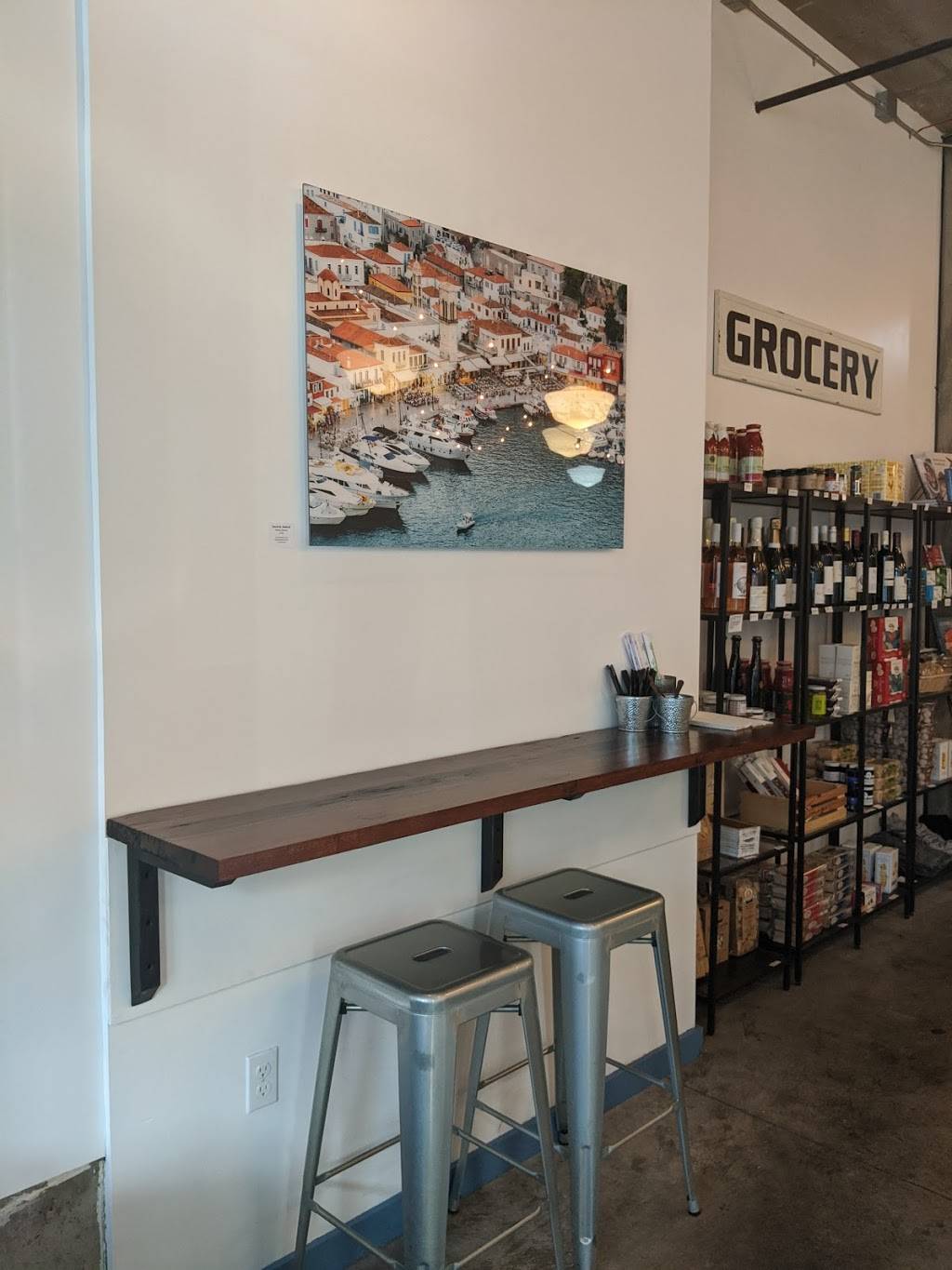 East Anchor Seafood | restaurant | 1126 34th Ave #101, Seattle, WA 98122, USA | 2067086669 OR +1 206-708-6669