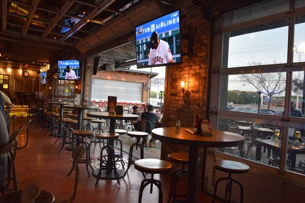 Bombshells | restaurant | 12810 Gulf Fwy, Houston, TX 77034, USA | 2814843279 OR +1 281-484-3279