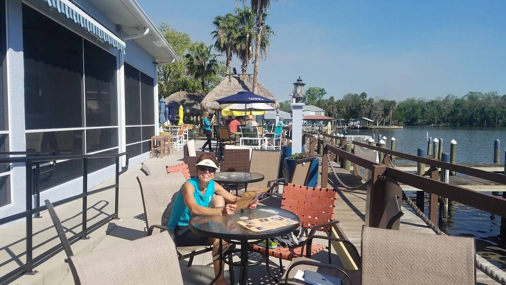 Seagrass Waterfront & Tiki Bar | restaurant | 10386 W Halls River Rd, Homosassa, FL 34448, USA | 3525032007 OR +1 352-503-2007