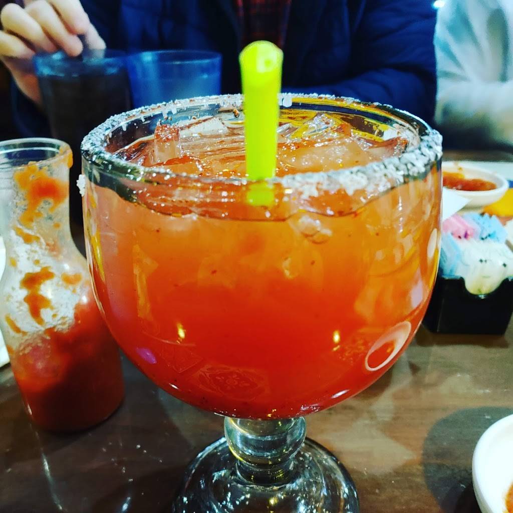 Mangos Mexican Grill & Cantina | restaurant | 6201 Dutchmans Ln, Louisville, KY 40205, USA | 5027496651 OR +1 502-749-6651