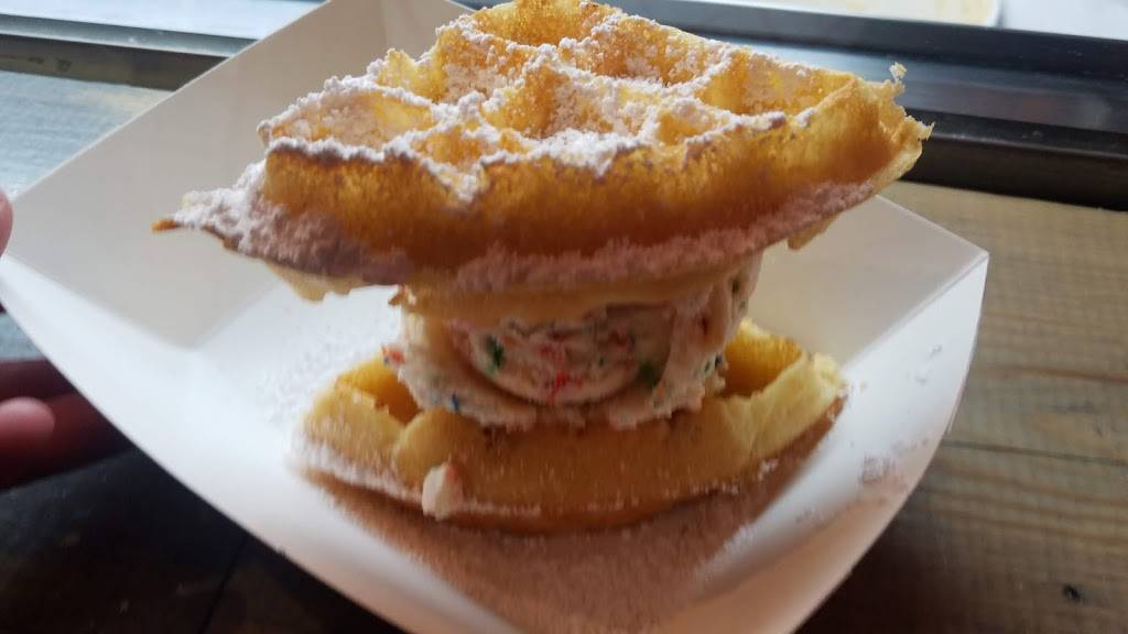 Boardwalk Waffles & Ice Cream | restaurant | 7326B Manchester Rd, Maplewood, MO 63143, USA | 3144491209 OR +1 314-449-1209