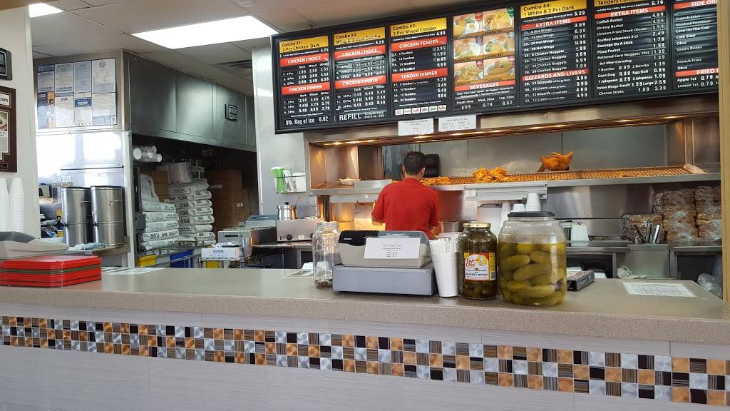 Lisas Chicken | restaurant | 1808 W Pioneer Pkwy, Arlington, TX 76013, USA | 8174621624 OR +1 817-462-1624