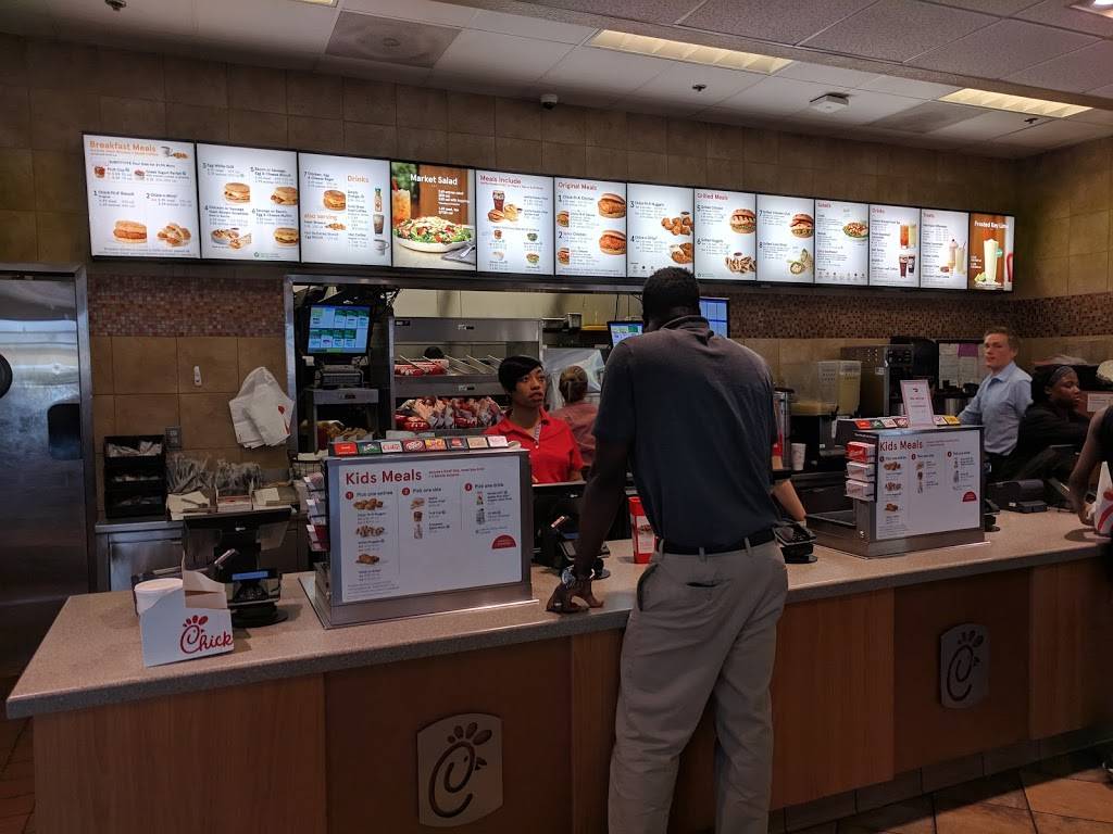 Chick-fil-A | restaurant | 211 Lakeshore Pkwy, Homewood, AL 35209, USA | 2059456062 OR +1 205-945-6062