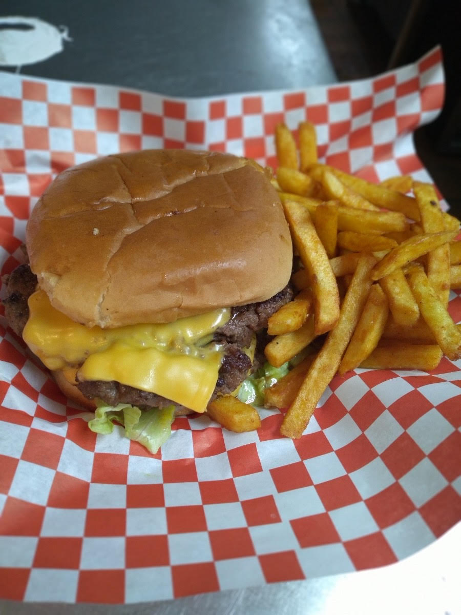 Big Bois Chicken -N- Waffles | restaurant | 1007 W Camp Wisdom Rd, Dallas, TX 75232, USA | 4696139055 OR +1 469-613-9055