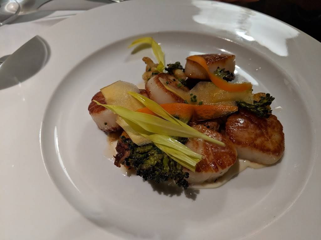 Artisanal Restaurant | restaurant | 1200 Dobbins Rd, Banner Elk, NC 28604, USA | 8288985395 OR +1 828-898-5395