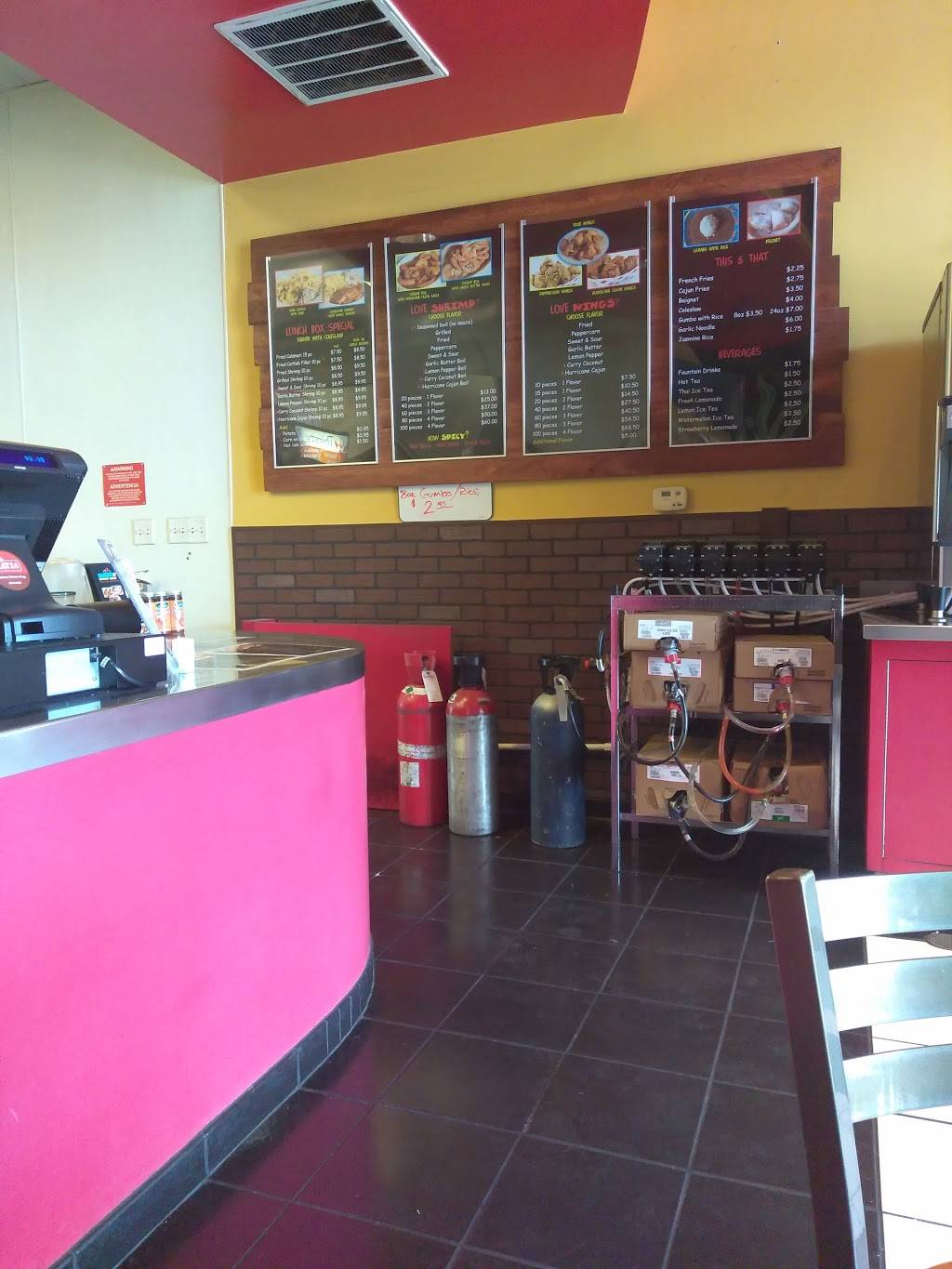 Wingstop | restaurant | 15555 E 14th St #317, San Leandro, CA 94578, USA | 5102789464 OR +1 510-278-9464