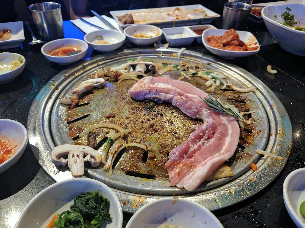 Mr BBQ | restaurant | 305 N State College Blvd, Fullerton, CA 92831, USA | 7144410000 OR +1 714-441-0000