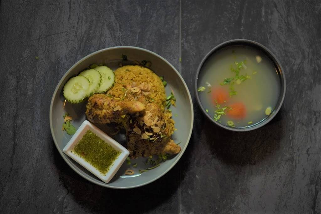 Mengs Kitchen | restaurant | 7685 E Colonial Dr, Orlando, FL 32807, USA | 4074320168 OR +1 407-432-0168