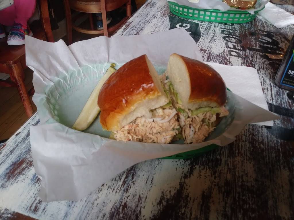 Green Goat | restaurant | 203 S Main St, Wauconda, IL 60084, USA | 8478650489 OR +1 847-865-0489