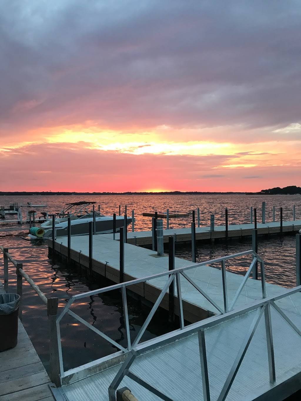 The Gardens | restaurant | 144 Lakeshore Dr, Arnolds Park, IA 51331, USA | 7123322990 OR +1 712-332-2990