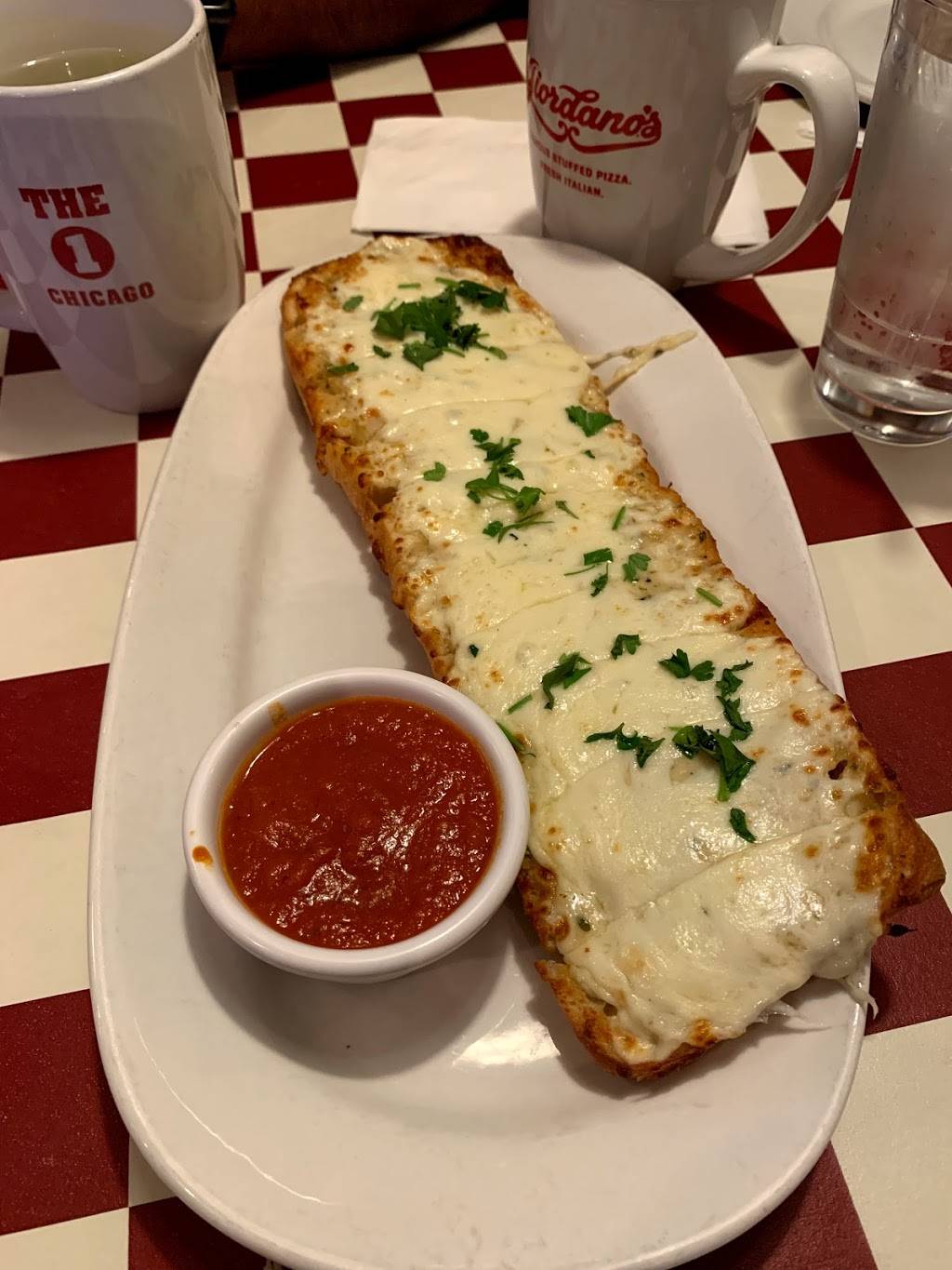 Giordanos | restaurant | 270 N McHenry Rd, Buffalo Grove, IL 60089, USA | 8475201600 OR +1 847-520-1600