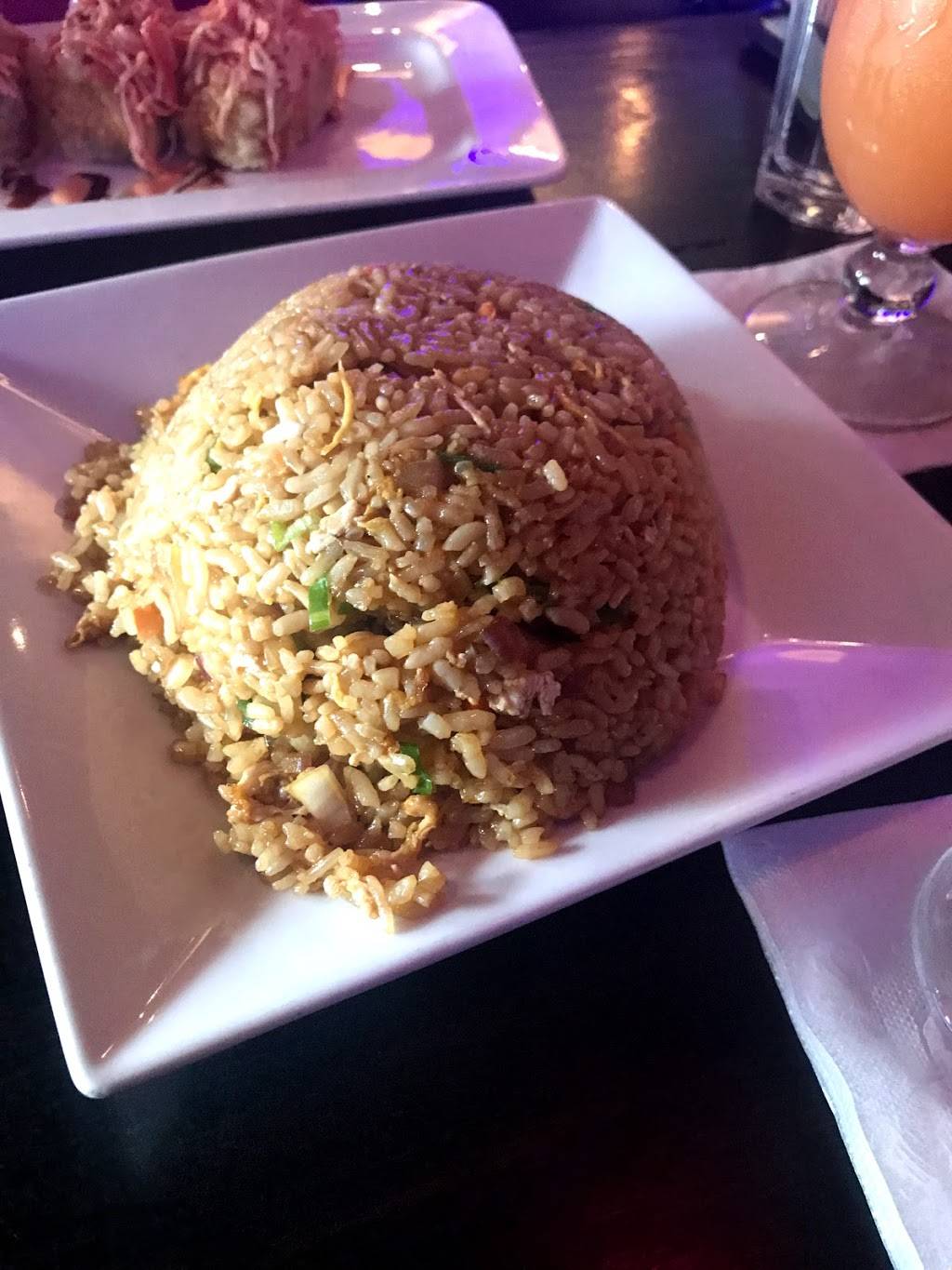 Kisoro Sushi Asian Fusion | restaurant | 227 Old Country Rd, Carle Place, NY 11514, USA | 5167478880 OR +1 516-747-8880