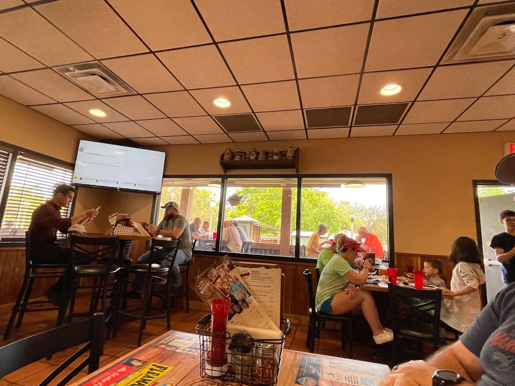 Ye Olde Brothers Brewery | restaurant | 4458 FL-87, Navarre, FL 32566, USA | 8506841495 OR +1 850-684-1495