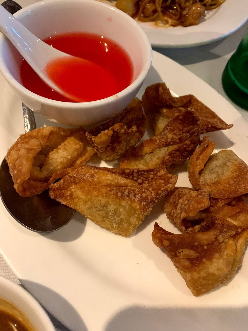 Yang Chow Restaurant | restaurant | 819 N Broadway, Los Angeles, CA 90012, USA | 2136250811 OR +1 213-625-0811