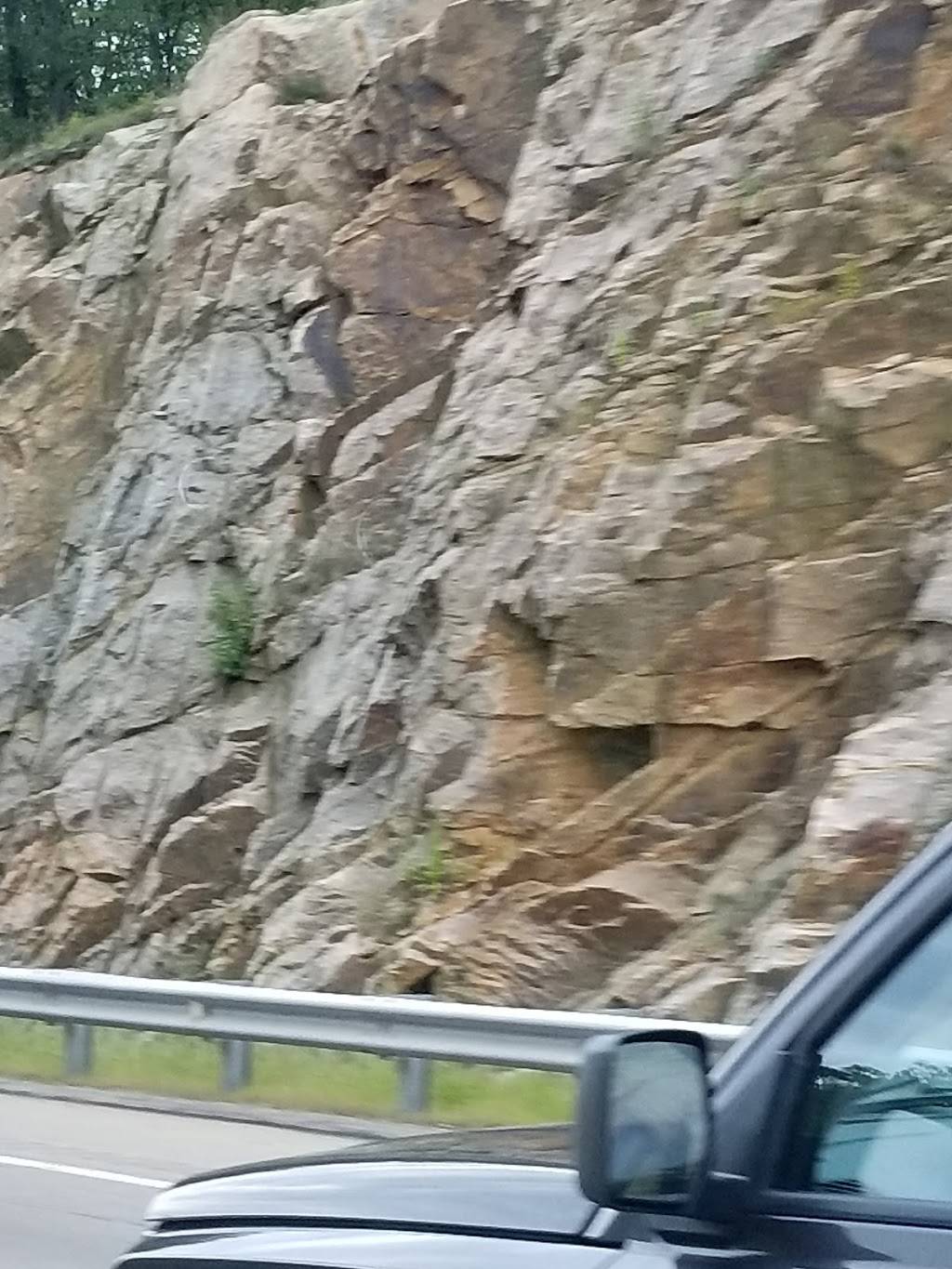 Chef Louies, Inc | restaurant | 500 Staples Dr, Framingham, MA 01702, USA | 5084502644 OR +1 508-450-2644