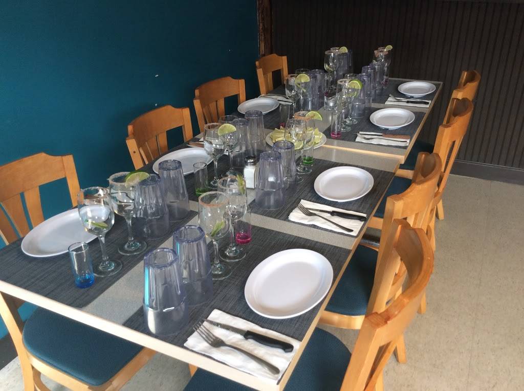 Philly Tacos | restaurant | 2011 Reed St, Philadelphia, PA 19146, USA | 2153341200 OR +1 215-334-1200