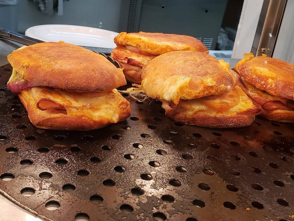 Costco Food Court | meal takeaway | 6255 E Grant Rd, Tucson, AZ 85712, USA | 5208864596 OR +1 520-886-4596