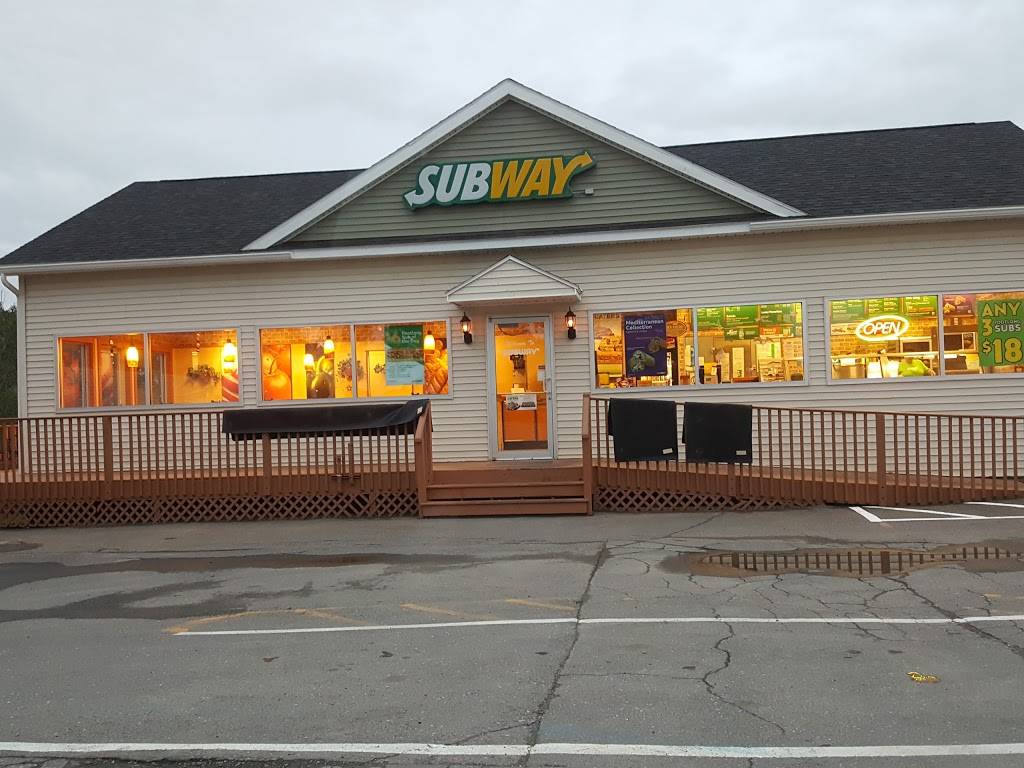 Subway 1010 West Main Street Dover-Foxcroft, Maine | restaurant | 1010 W Main St, Dover-Foxcroft, ME 04426, USA | 2075640465 OR +1 207-564-0465