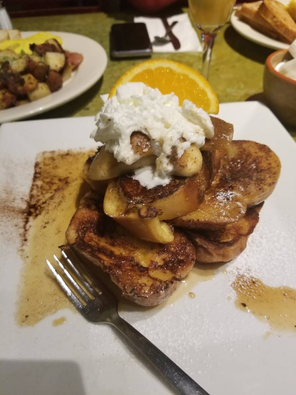 Bellas Cafe | cafe | 896 Whalley Ave, New Haven, CT 06515, USA | 2033877107 OR +1 203-387-7107