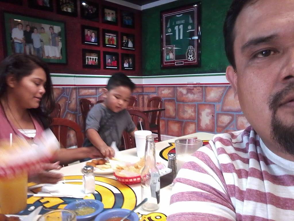 Taqueria Mexicana | restaurant | 2017 N Frazier St, Conroe, TX 77301, USA | 9367563150 OR +1 936-756-3150