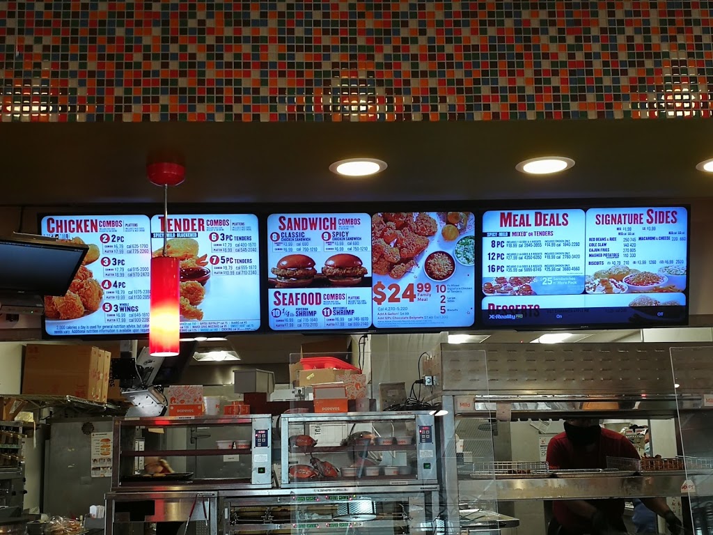 Popeyes Louisiana Kitchen | restaurant | 4601 S Louise Ave, Sioux Falls, SD 57106, USA | 6052714821 OR +1 605-271-4821