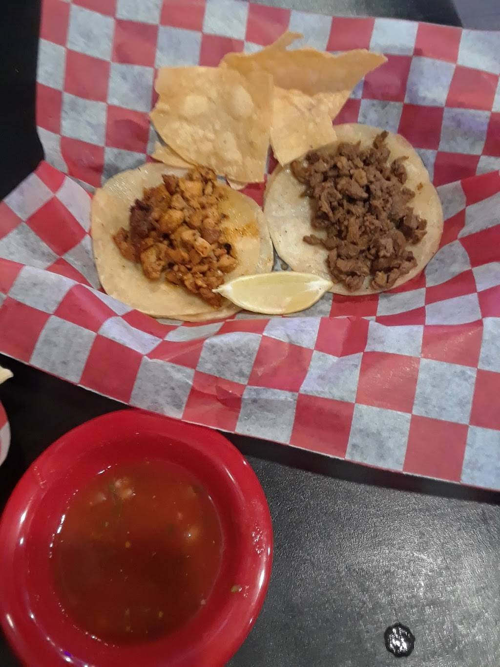 Taco Truck Cantina | restaurant | 29 N Main St, Porterville, CA 93257, USA | 5598547040 OR +1 559-854-7040