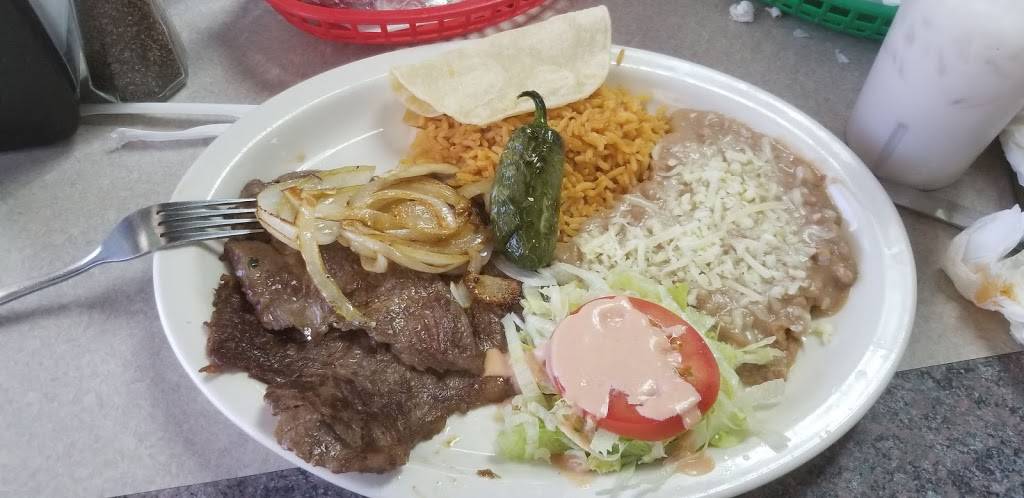 Los Magueyes Mexican Restaurant | restaurant | 21290 Bear Valley Rd, Apple Valley, CA 92308, USA | 7608100061 OR +1 760-810-0061