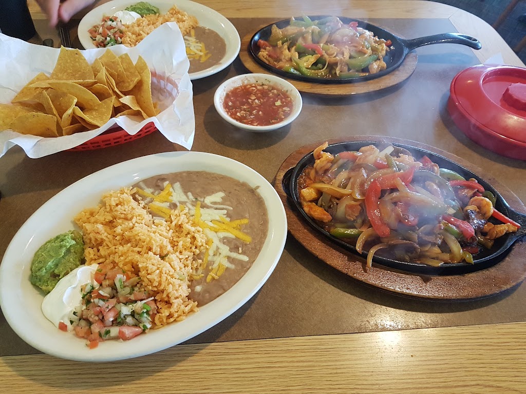 El Erradero | restaurant | 170 N Main St, Stanfield, OR 97875, USA | 5414493419 OR +1 541-449-3419