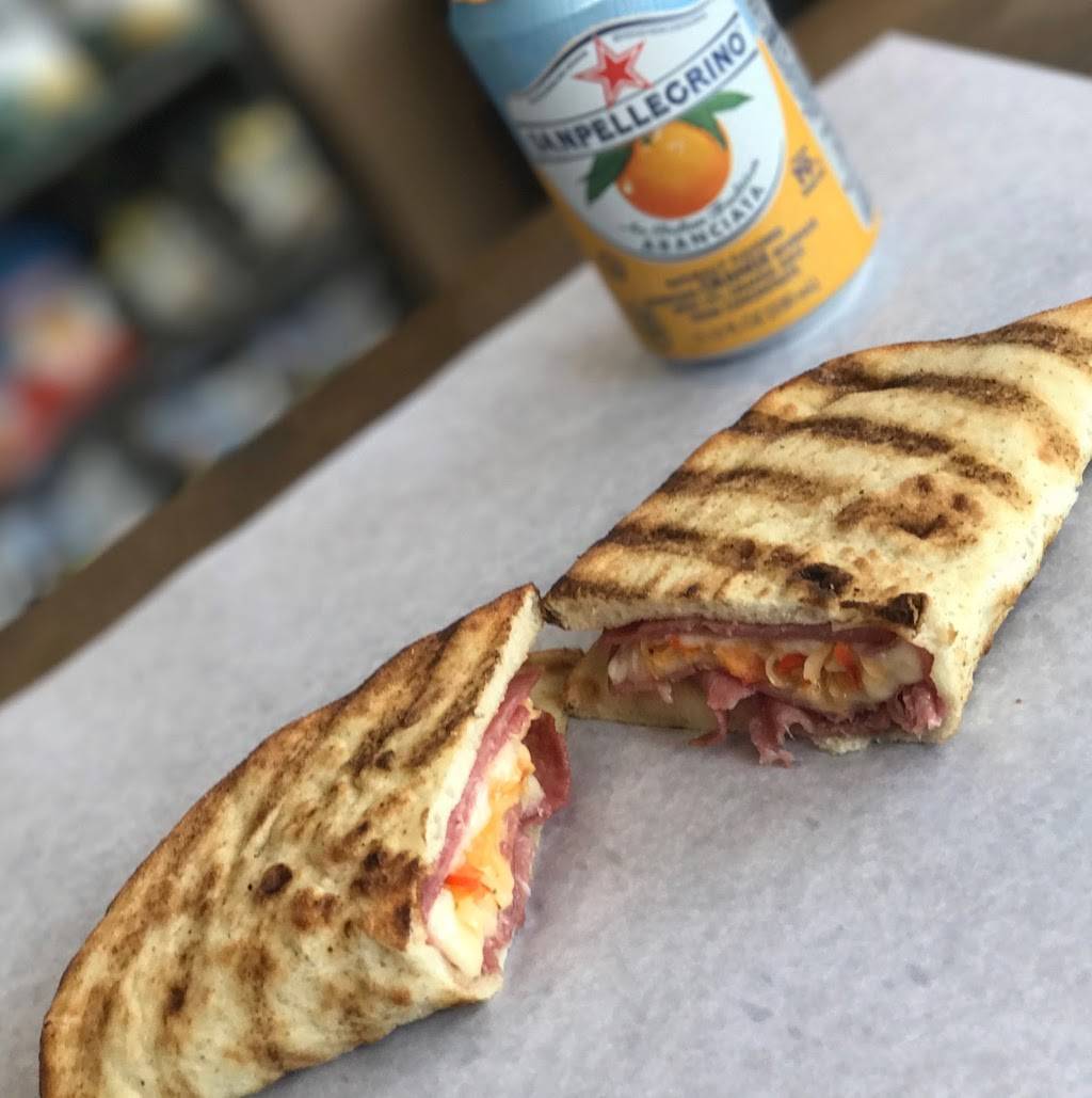 Toasted Flats | restaurant | 53 Chelsea St, Boston, MA 02128, USA | 8572648531 OR +1 857-264-8531