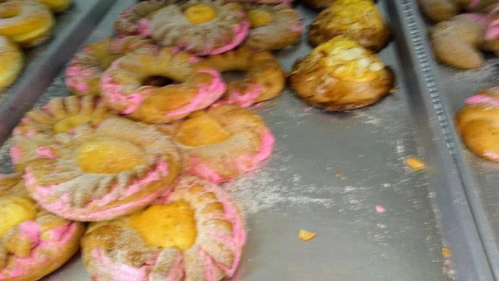 El Sarandeado | restaurant | 320 N Pacific Hwy, Woodburn, OR 97071, USA | 5039821717 OR +1 503-982-1717