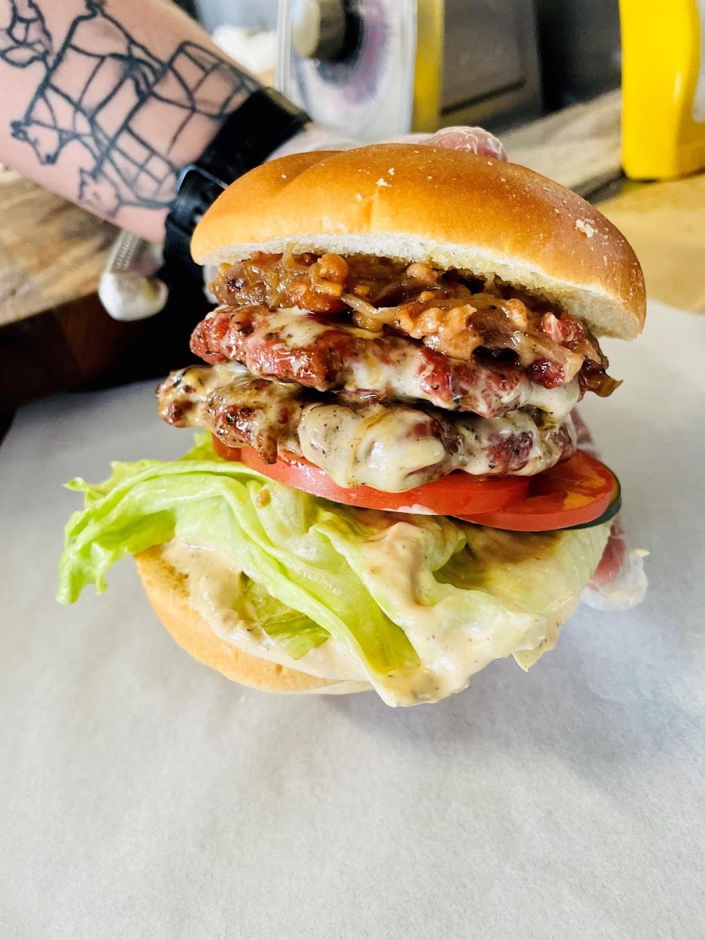 Paper Plate BBQ | restaurant | 263 Mill St, Eugene, OR 97401, United States | 5416062130 OR +1 541-606-2130