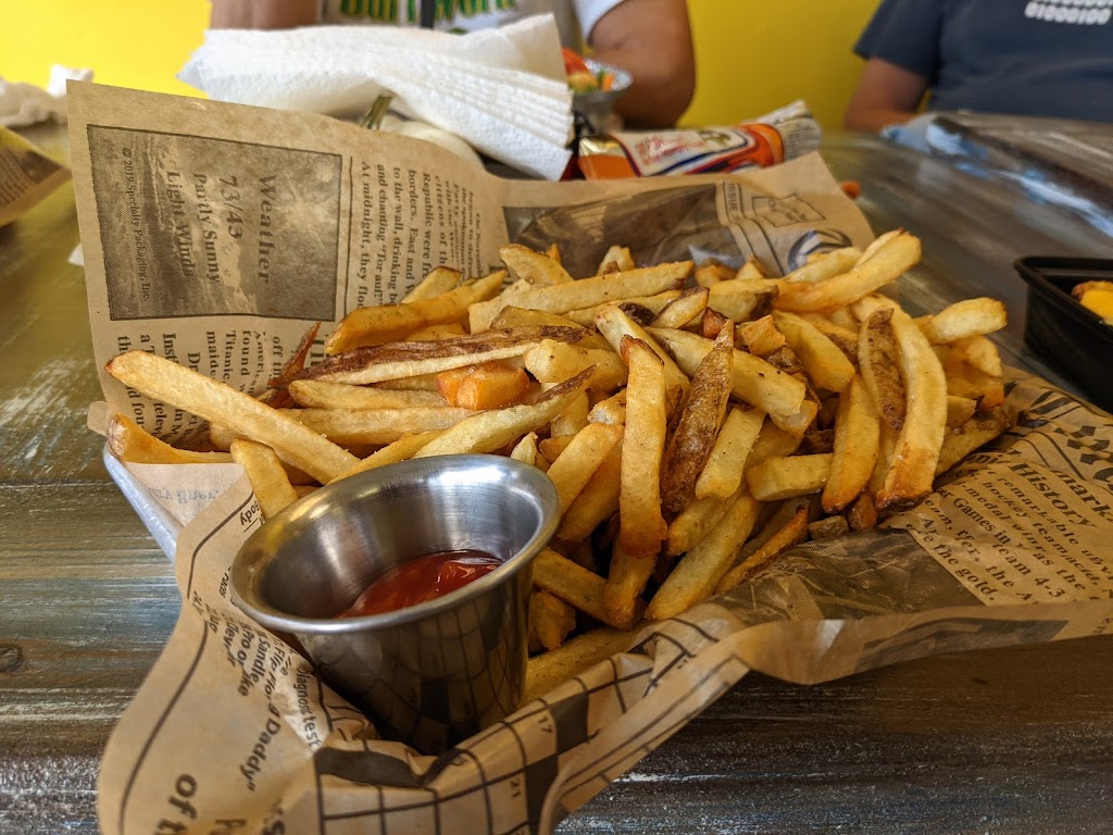 Burger Budz | restaurant | 1364 Main St Unit #13, Sanford, ME 04073, USA | 2074138960 OR +1 207-413-8960