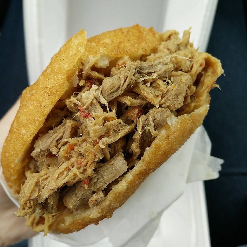 Arrechissimo Restaurant | restaurant | 8100 Blue Ash Rd, Deer Park, OH 45236, USA | 5137933100 OR +1 513-793-3100