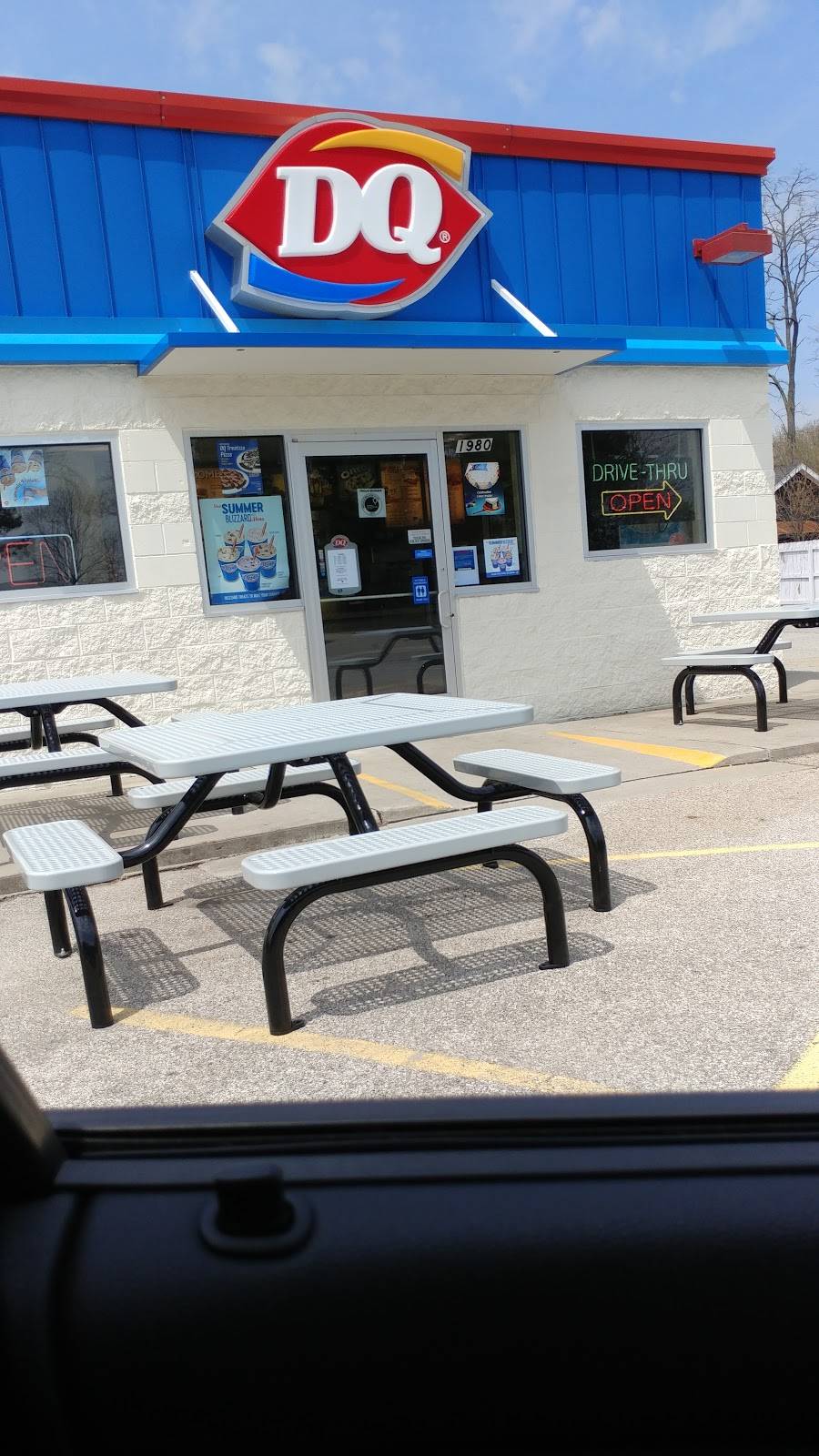 Dairy Queen Store | restaurant | 1980 River Rd, East China, MI 48054, USA | 8103293539 OR +1 810-329-3539