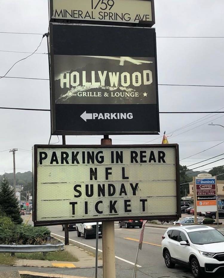 Hollywood Lounge | restaurant | 1759 Mineral Spring Ave, North Providence, RI 02904, USA | 4016324647 OR +1 401-632-4647