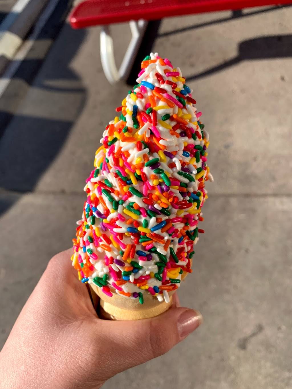 Dairy Delite | restaurant | 3080 W Eisenhower Blvd, Loveland, CO 80537, USA | 9706672111 OR +1 970-667-2111