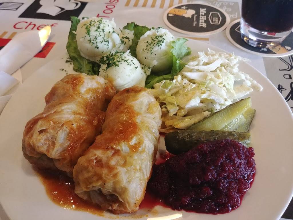 Polindaz Place | restaurant | 5448 Victoria Ave, Niagara Falls, ON L2G 3L2, Canada | 9053804026 OR +1 905-380-4026