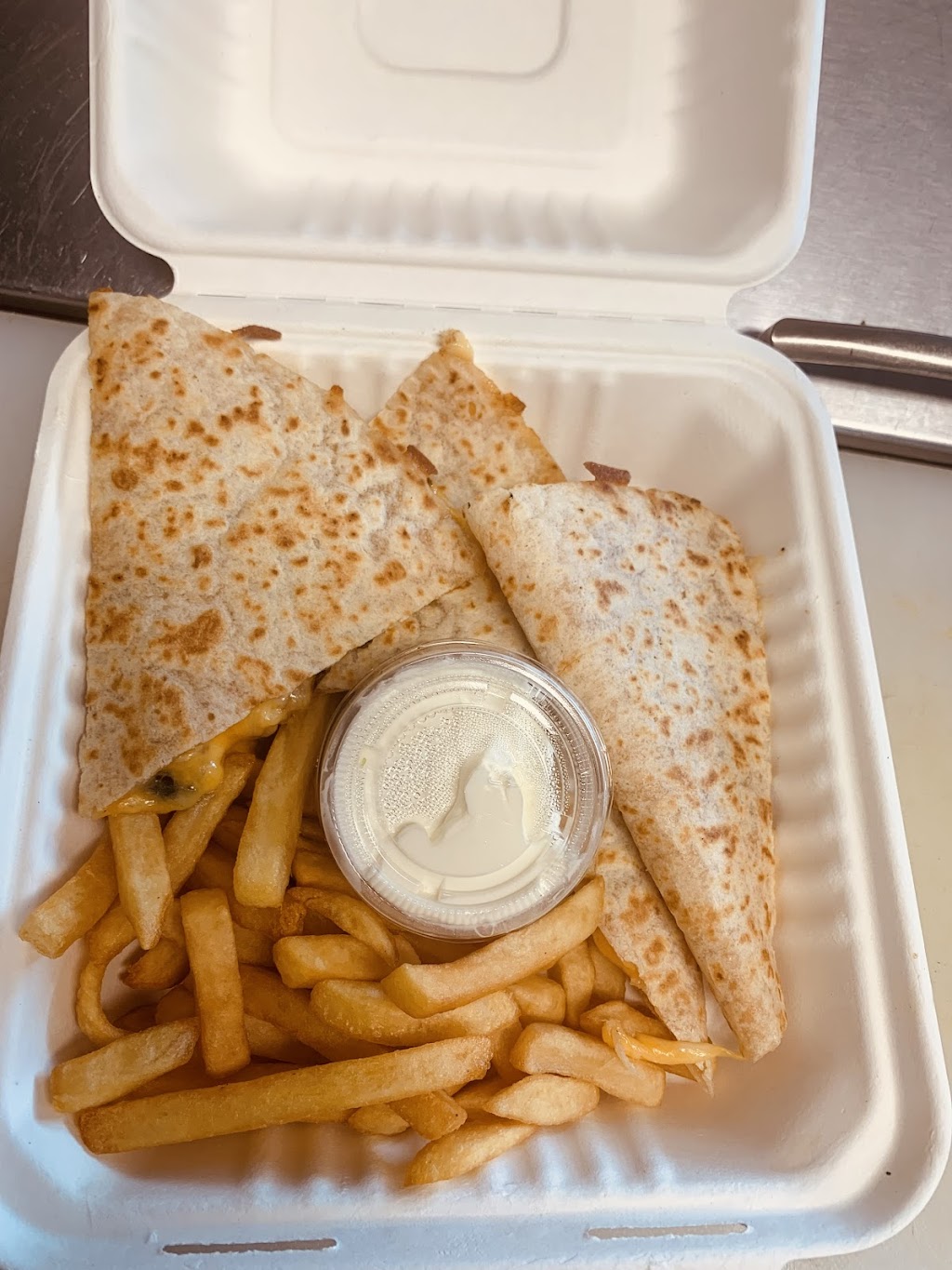 La fondita de Ana | restaurant | 8535 Liberty Rd, Randallstown, MD 21133, USA | 4435617484 OR +1 443-561-7484