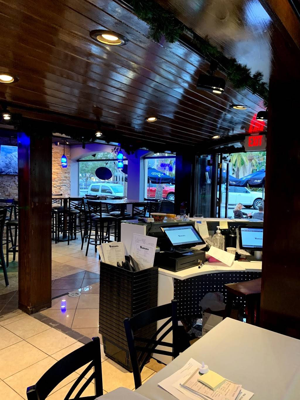 Vernona Gourmet Market, Restaurant & Lounge | restaurant | 40 S Boulevard of the Presidents, Sarasota, FL 34236, USA | 9412840416 OR +1 941-284-0416