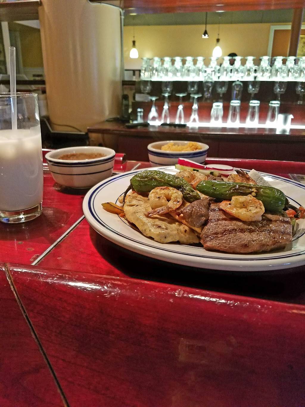 Casa Lupita | restaurant | 419 Hudson St, Trenton, NJ 08611, USA | 6092185437 OR +1 609-218-5437