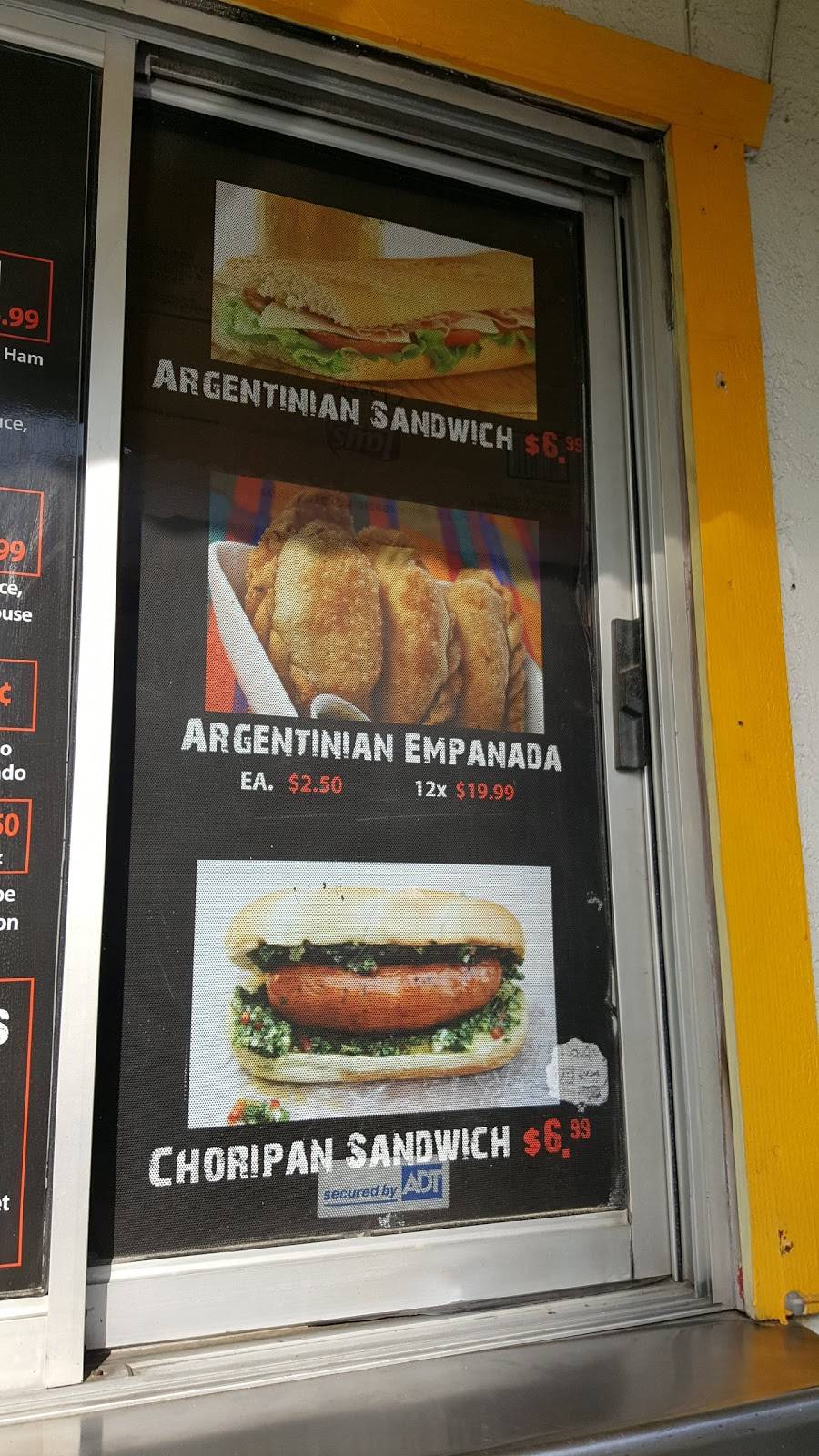 Tortas Ahogadas El Chivito | restaurant | 204 Crossroads Blvd, Balcones Heights, TX 78201, USA | 2103699638 OR +1 210-369-9638