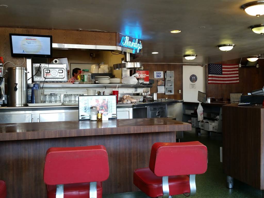 Mandys Family Restaurant | restaurant | 13510 S Inglewood Ave, Hawthorne, CA 90250, USA | 3106761399 OR +1 310-676-1399