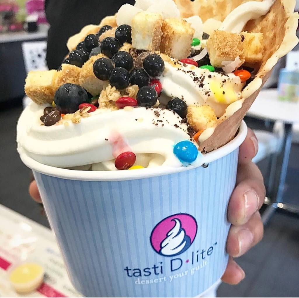 Tasti D-Lite | cafe | 526 Wilshire Blvd, Santa Monica, CA 90401, USA | 3108576030 OR +1 310-857-6030