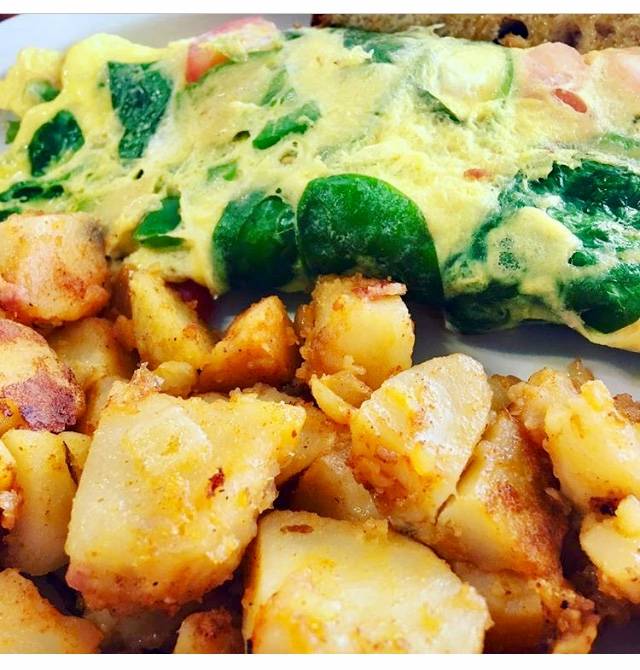 Elis Oceanfront Cafe | restaurant | 201 74th Ave N Suite 1, Myrtle Beach, SC 29572, USA | 8436925151 OR +1 843-692-5151