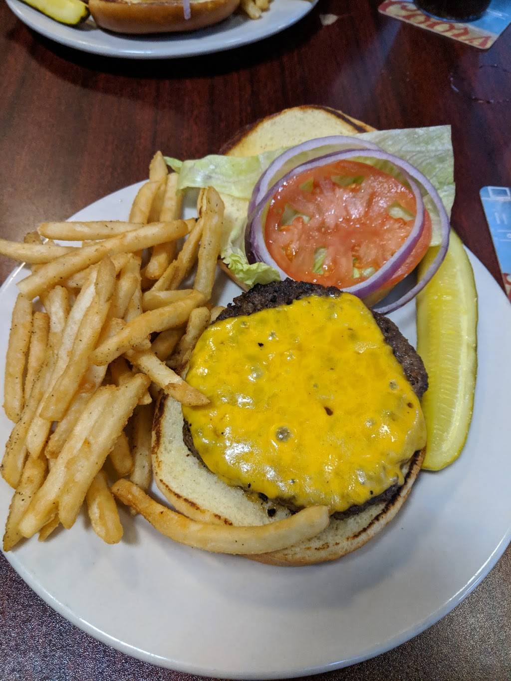 Stacked Pickle | restaurant | 910 W 10th St, Indianapolis, IN 46202, USA | 3174263600 OR +1 317-426-3600