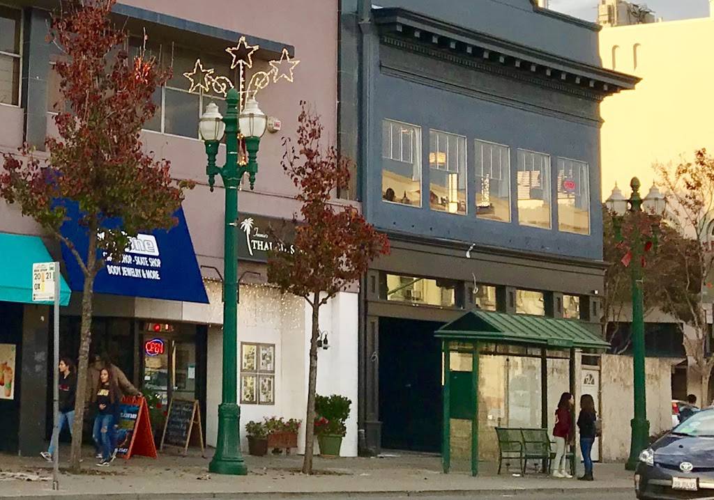 Toomies Thai | restaurant | 1433 Park St, Alameda, CA 94501, USA | 5108658008 OR +1 510-865-8008