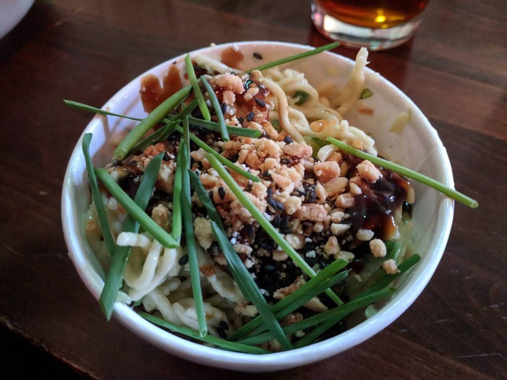 The Vanguard | restaurant | 2659 S Kinnickinnic Ave, Milwaukee, WI 53207, USA | 4145393593 OR +1 414-539-3593